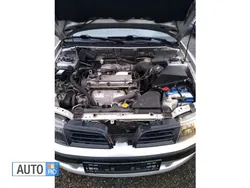 Gri Utilizat 2004 Mitsubishi Carisma Berlinǎ | 799 EUR