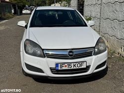 Culoarealb Utilizat 2012 Opel Astra Essentia Hatchback | 2.150 EUR (Super Preț)
