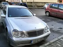Mercedes C200