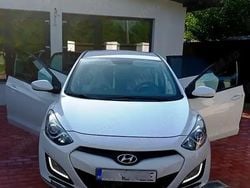 Alb Utilizat 2014 Hyundai i30 Hatchback | 7.432 EUR (Puțin scump)
