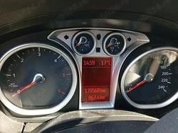 Negru Utilizat 2010 Ford Focus Hatchback | 4.400 EUR (Scump)