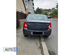 Gri Utilizat 2007 Dacia Logan Berlinǎ | 2.400 EUR (Preț OK)