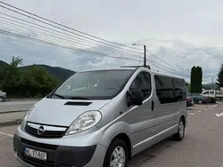 Gri Utilizat 2012 Opel Vivaro Design Edition Van | 7.900 EUR (Preț bun)