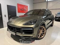 Verde Utilizat 2023 Porsche Cayenne SUV | 229.794 EUR