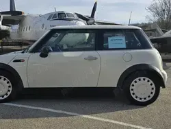 Alb Utilizat 2003 Mini ONE Hatchback | 4.600 EUR