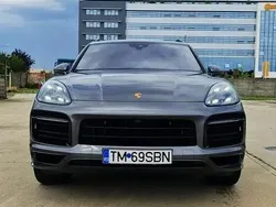 Gri Utilizat 2022 Porsche Cayenne GTS SUV | 85.000 EUR