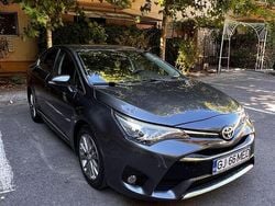 Culoaregri Utilizat 2016 Toyota Avensis Executive Berlinǎ | 10.300 EUR (Preț OK)