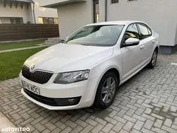 Alb Utilizat 2015 Skoda Octavia Ambition Berlinǎ | 12.000 EUR (Preț OK)