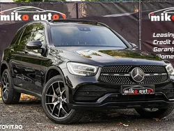 Culoarenegru Utilizat 2022 Mercedes GLC300e AMG line SUV | 32.498 EUR