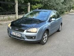Albastru Utilizat 2006 Ford Focus Ghia Berlinǎ | 1.400 EUR (Preț OK)
