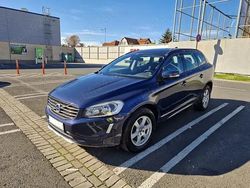 Albastru Utilizat 2015 Volvo XC60 SUV | 11.950 EUR (Scump)