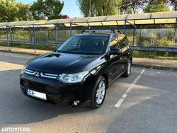 Culoarenegru Utilizat 2013 Mitsubishi Outlander Intense SUV | 7.777 EUR (Puțin scump)