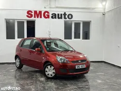 Rosu Utilizat 2008 Ford Fiesta Ambiente Hatchback | 2.500 EUR (Preț OK)