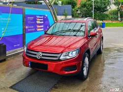Roșu Utilizat 2012 VW Tiguan SUV | 9.950 EUR (Preț OK)