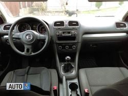 Alb Utilizat 2012 VW Golf VII Break | 6.550 EUR (Scump)