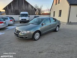 Verde Utilizat 2006 VW Passat Sportline Berlinǎ | 4.190 EUR (Puțin scump)