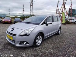 Culoareargint Utilizat 2012 Peugeot 5008 Active Monovolum | 4.699 EUR (Preț bun)