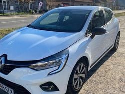 Culoarealb Utilizat 2023 Renault Clio V Techno Hatchback | 14.200 EUR (Preț OK)