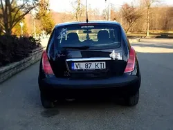 Utilizat 2006 Lancia Ypsilon Hatchback | 1.550 EUR