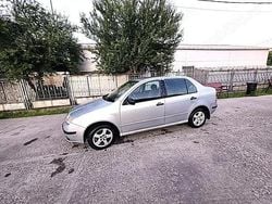 Utilizat 2005 Skoda Fabia Berlinǎ | 1.550 EUR (Scump)