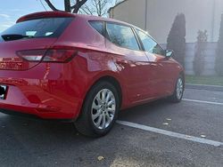 Roșu Utilizat 2014 Seat Leon Hatchback | 5.950 EUR (Preț bun)