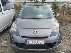 Gri Utilizat 2010 Renault Scénic III Monovolum | 2.300 EUR (Preț bun)