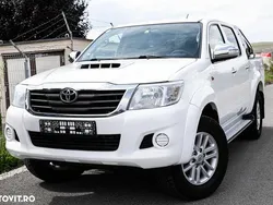 Culoarealb Utilizat 2015 Toyota HiLux Comfort Pickup | 13.555 EUR
