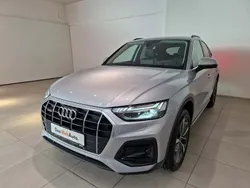 Gri mediu normal Utilizat 2024 Audi Q5 Advanced Plus SUV | 65.900 EUR