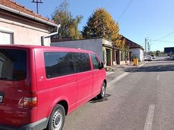 Culoarerosu Utilizat 2008 VW T5 Trendline Van | 10.500 EUR