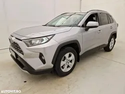Argint Utilizat 2020 Toyota RAV4 Hybrid SUV | 26.390 EUR (Super Preț)