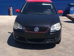 Negru Utilizat 2009 VW Polo Hatchback | 2.300 EUR (Preț OK)