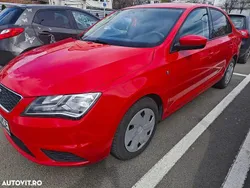 Rosu Utilizat 2015 Seat Toledo Reference Berlinǎ | 6.850 EUR