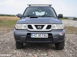 Gri Utilizat 2004 Nissan Terrano SUV | 6.000 EUR