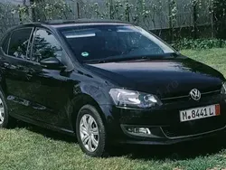 Negru Utilizat 2011 VW Polo Style Hatchback | 5.200 EUR (Preț OK)