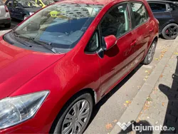 Roșu Utilizat 2010 Toyota Auris Hatchback | 4.500 EUR