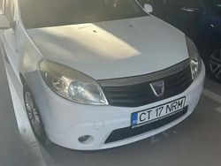 Alb Utilizat 2012 Dacia Sandero Hatchback | 2.100 EUR