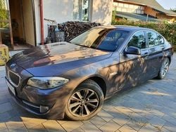 Utilizat 2010 BMW 520 Berlinǎ | 7.500 EUR (Preț bun)