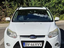 Culoarealb Utilizat 2013 Ford Focus Titanium Berlinǎ | 5.800 EUR (Preț OK)