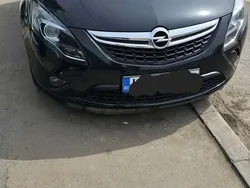 Negru Utilizat 2016 Opel Zafira Tourer Monovolum | 6.800 EUR (Preț OK)