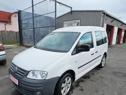 Culoarealb Utilizat 2010 VW Caddy Monovolum | 4.999 EUR (Preț bun)