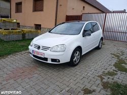 Culoarealb Utilizat 2008 VW Golf VI United Hatchback | 2.950 EUR (Preț bun)