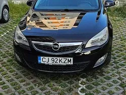 Negru Utilizat 2010 Opel Astra Break | 4.000 EUR (Preț OK)