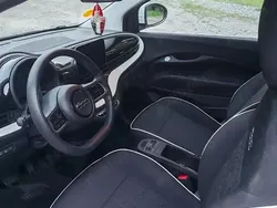 Utilizat 2023 Fiat 500e Berlinǎ | 22.000 EUR