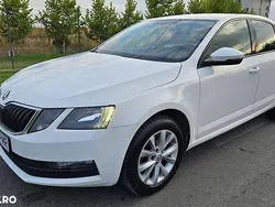 Culoarealb Utilizat 2019 Skoda Octavia Ambition Berlinǎ | 9.000 EUR (Preț bun)