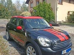 Culoarenegru Utilizat 2012 Mini Cooper D Countryman SUV | 8.600 EUR (Preț OK)