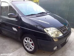 Negru Utilizat 2001 Renault Scénic Expression Monovolum | 1.699 EUR