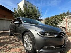 Gri Utilizat 2015 VW Passat Highline Break | 11.300 EUR (Puțin scump)
