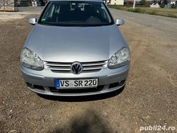 Utilizat 2006 VW Golf V Hatchback | 2.490 EUR (Preț OK)