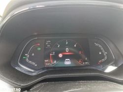 Culoarealb Utilizat 2022 Renault Clio V Techno Hatchback | 15.000 EUR (Puțin scump)