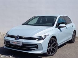 Culoarealbastru Utilizat 2024 VW Golf VIII Style Hatchback | 30.600 EUR (Scump)